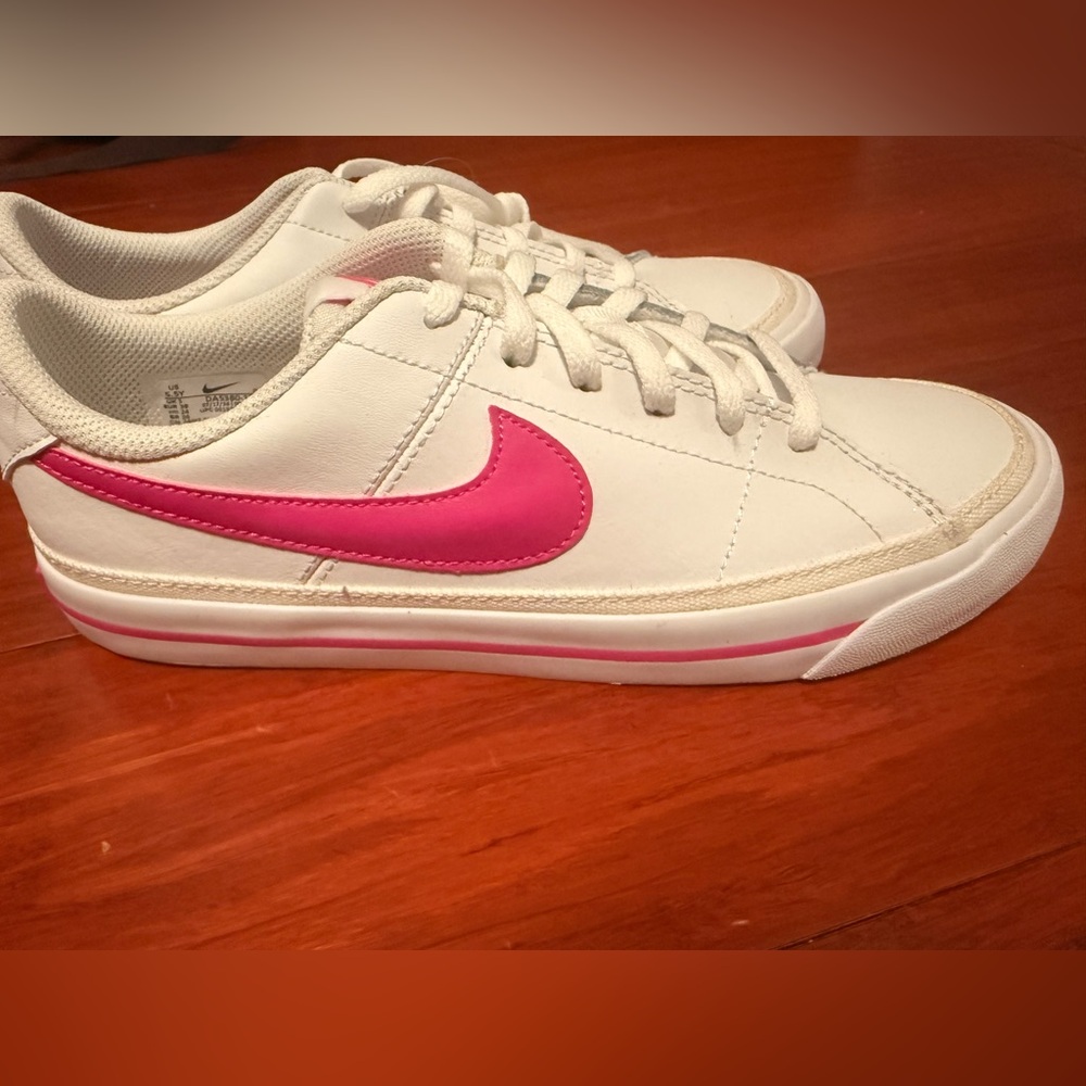 Nike Big Kids White Sneakers with Pink Swoosh